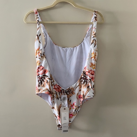 Billabong Low Back Tropical One Piece - NWT! Large - Picture 8 of 12